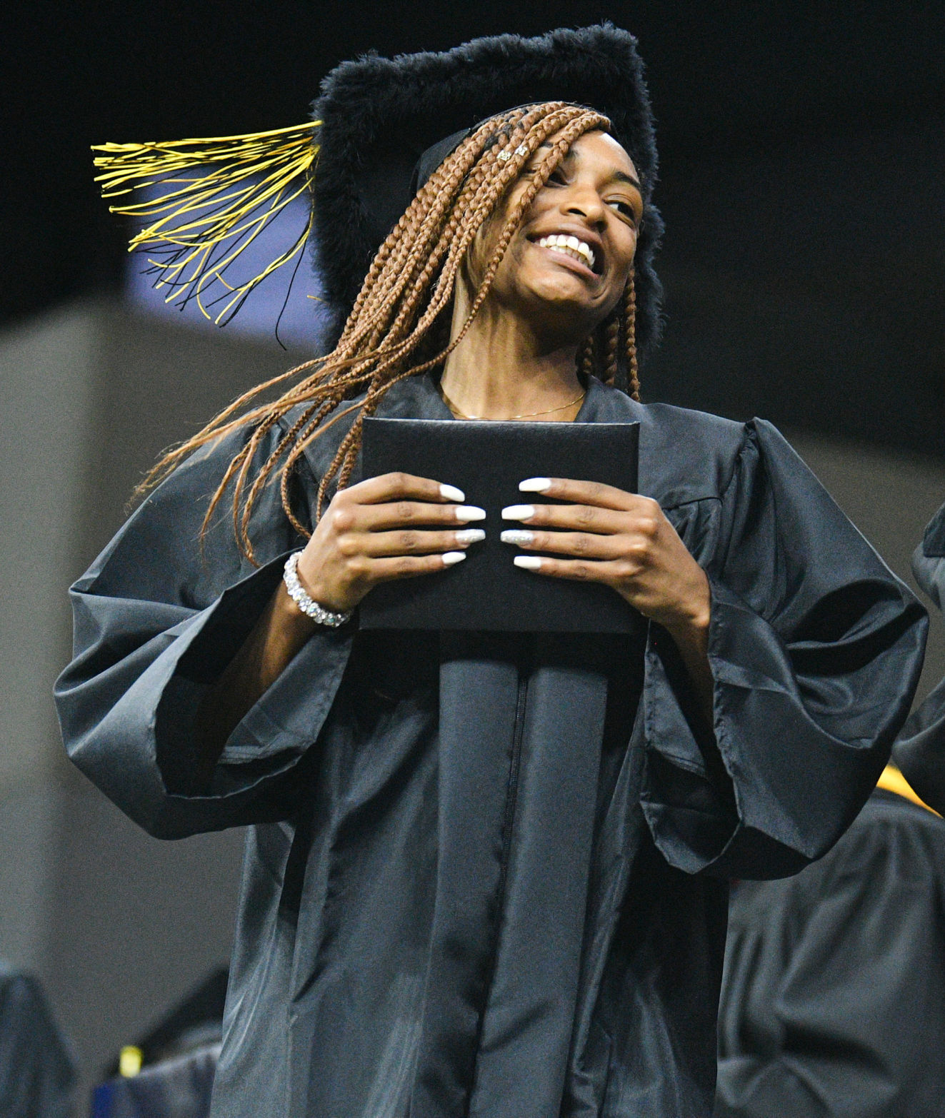 051719-mda-nws-BHCgrad-070a.jpg